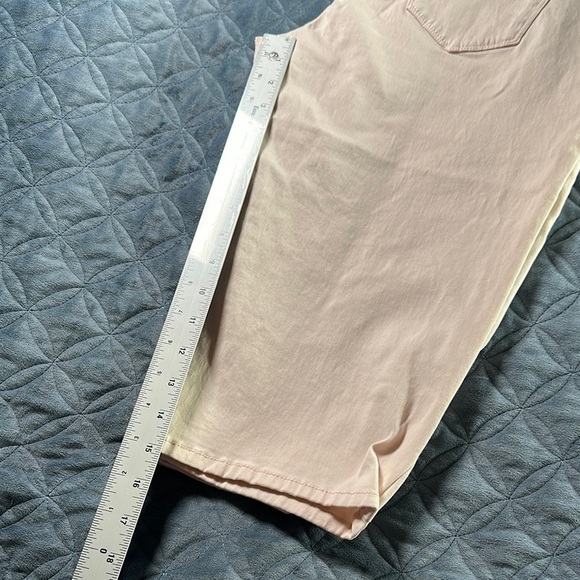 Gloria Vanderbilt Pink Skorts Comfortable Fit - Picture 7 of 8